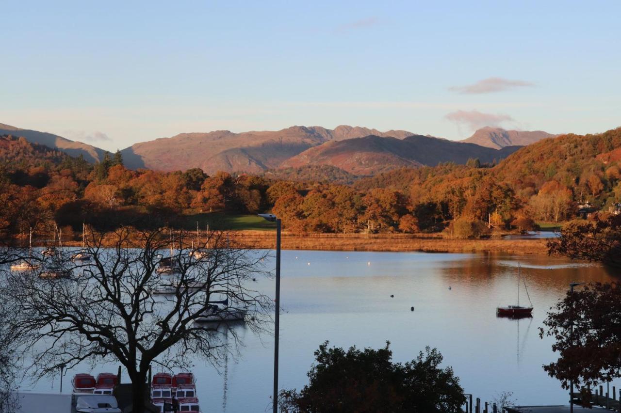 Brand New - Contemporary - 2 Bedroom - 2 Bathroom - Spacious Apartment - Lake Views Ambleside Buitenkant foto